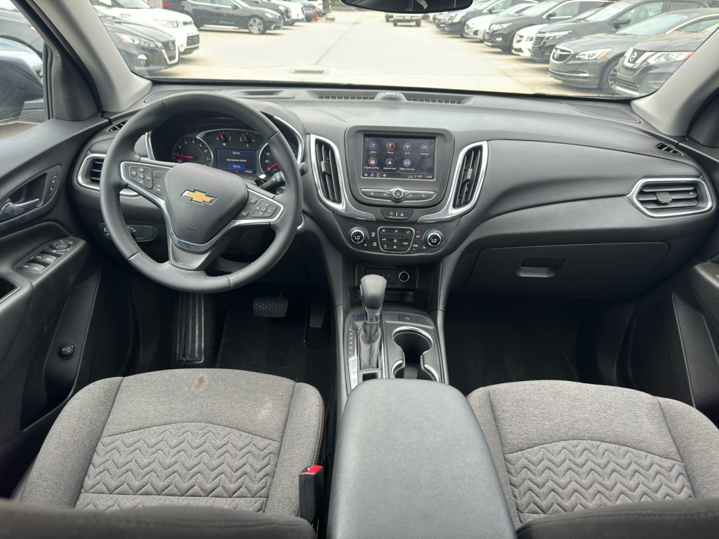 Photo 11 of this CHEVROLET EQUINOX