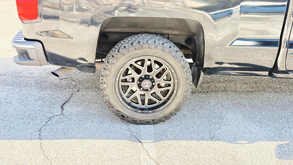 Photo 23 of this CHEVROLET SILVERADO 1500