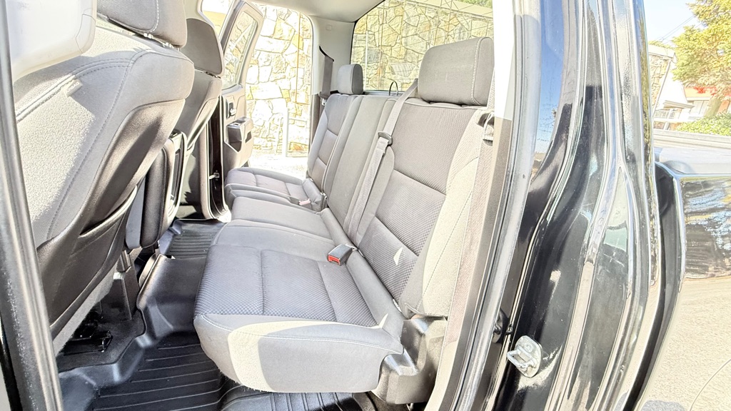 Photo 8 of this CHEVROLET SILVERADO 1500