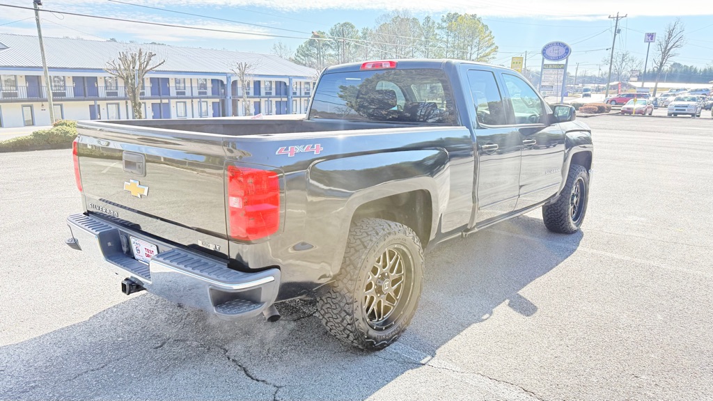 Photo 5 of this CHEVROLET SILVERADO 1500