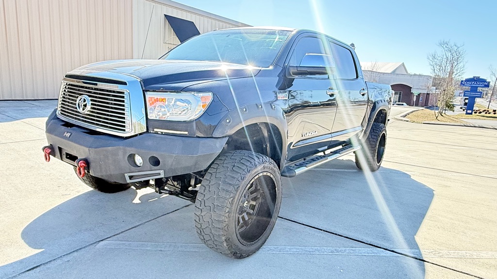 2013 TOYOTA TUNDRA
