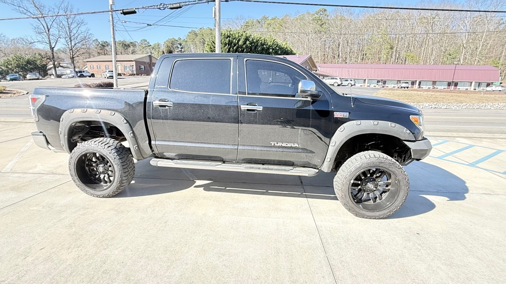 Photo 4 of this TOYOTA TUNDRA