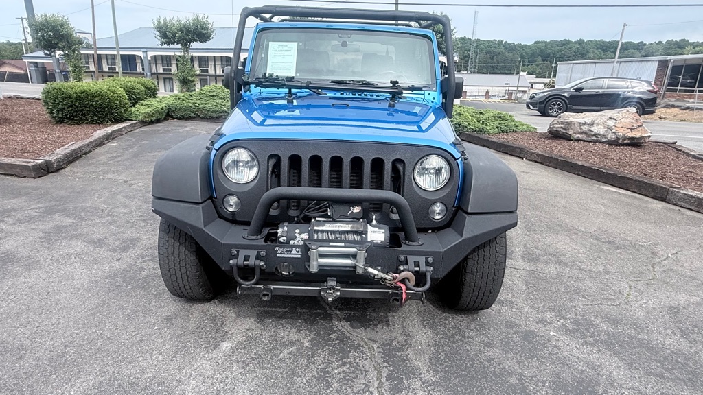 Photo 3 of this JEEP WRANGLER