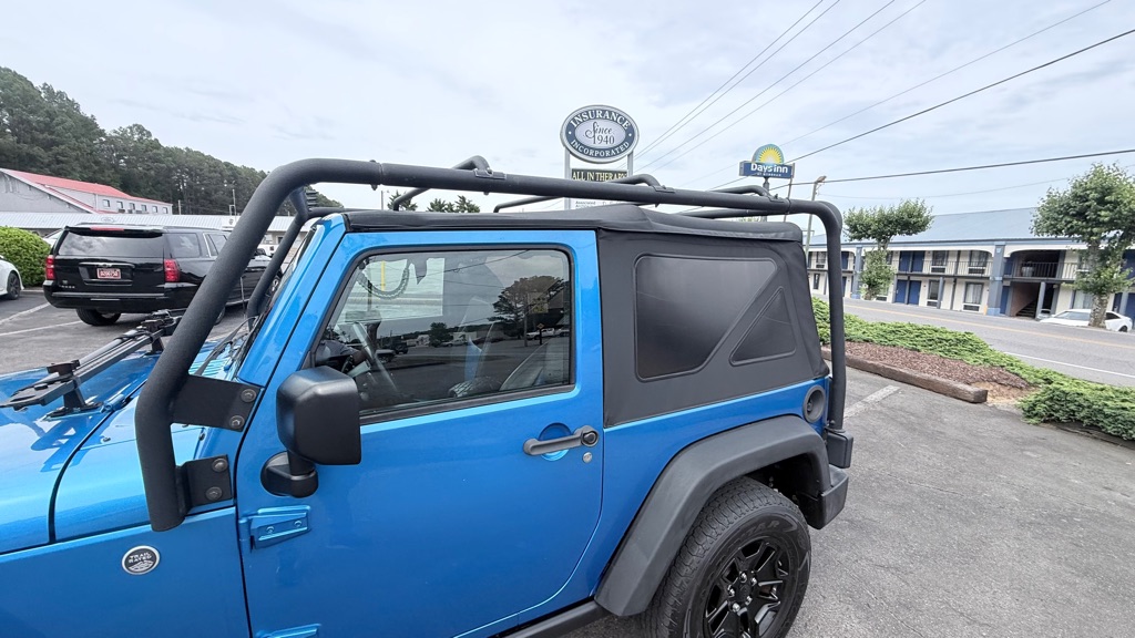 Photo 27 of this JEEP WRANGLER