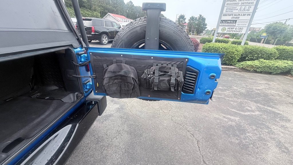 Photo 11 of this JEEP WRANGLER