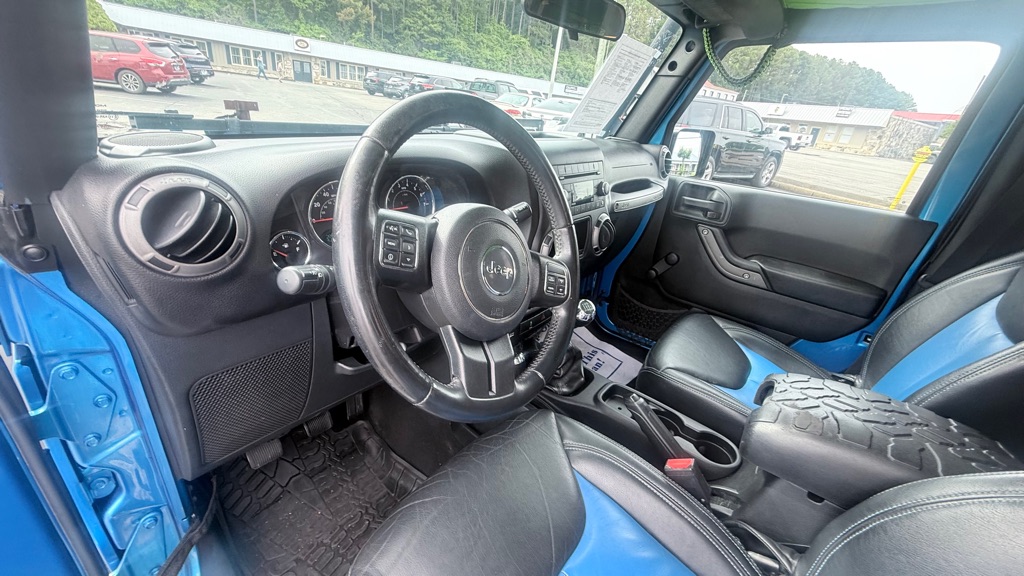 Photo 10 of this JEEP WRANGLER