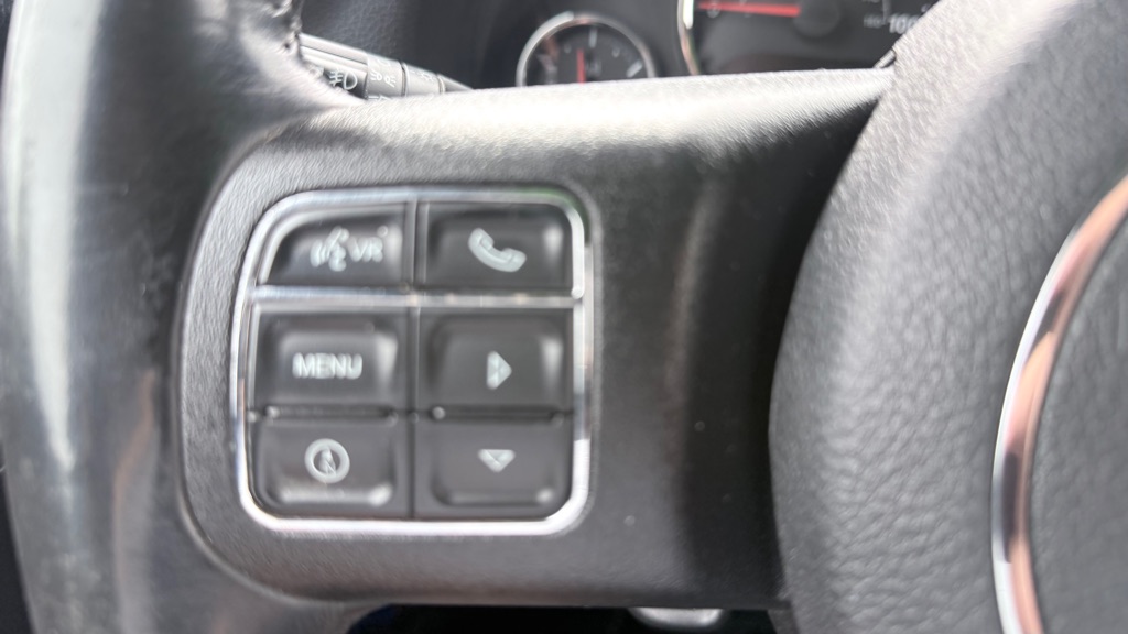 Photo 23 of this JEEP WRANGLER