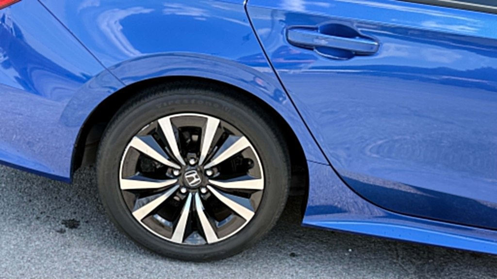 Photo 7 of this HONDA CIVIC