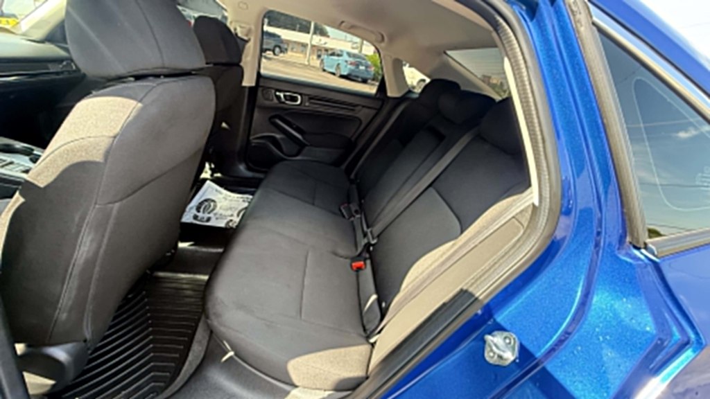 Photo 15 of this HONDA CIVIC