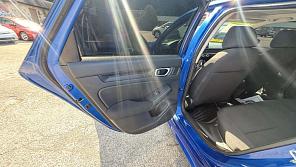 Photo 14 of this HONDA CIVIC
