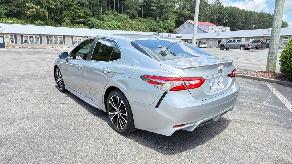 Photo 7 of this TOYOTA CAMRY