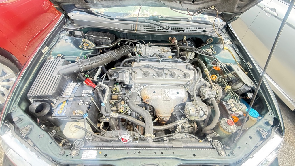 Photo 9 of this TOYOTA CAMRY