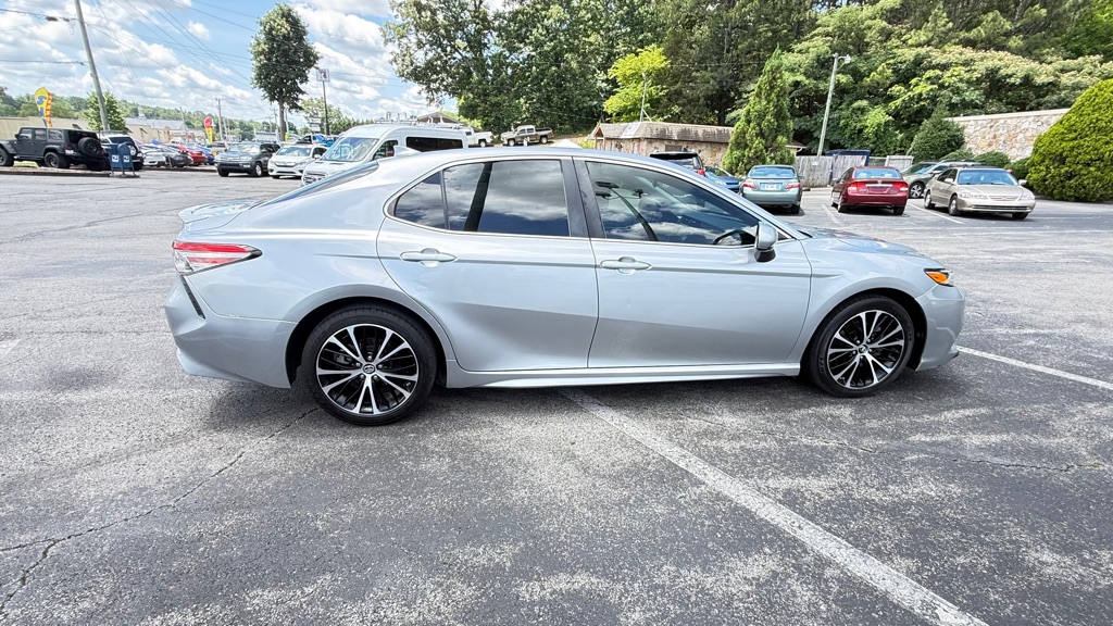 Photo 4 of this TOYOTA CAMRY