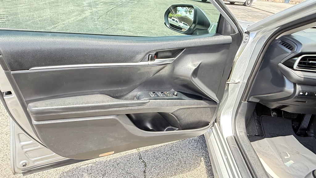 Photo 20 of this TOYOTA CAMRY
