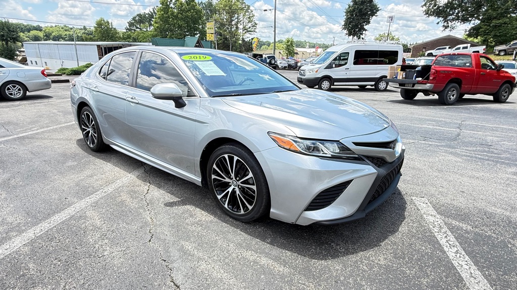 Photo 3 of this TOYOTA CAMRY