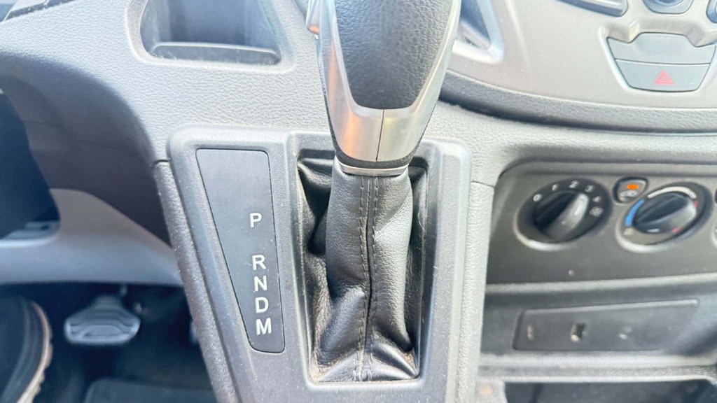 Photo 19 of this FORD TRANSIT