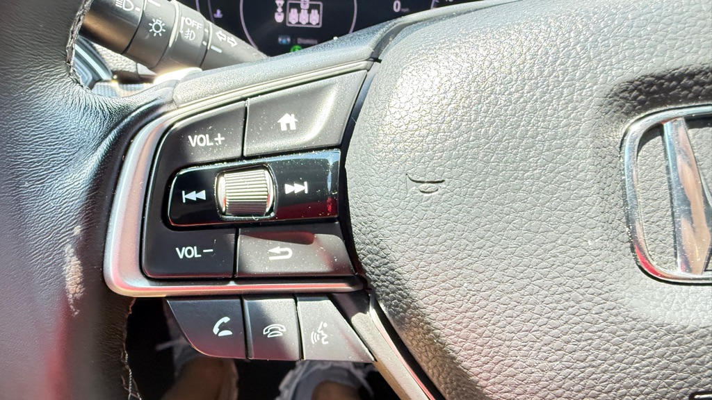 Photo 21 of this HONDA ACCORD