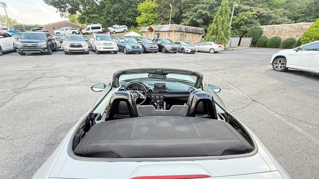 Photo 22 of this MAZDA MX-5 MIATA