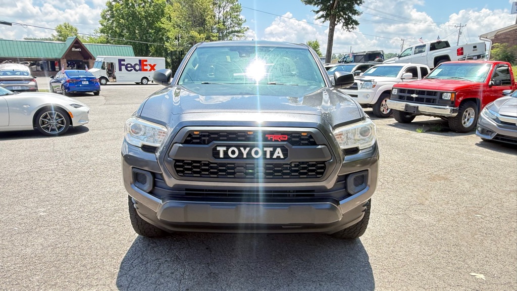 Photo 3 of this TOYOTA TACOMA