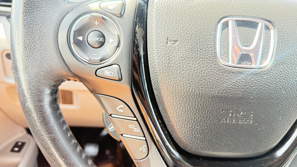 Photo 31 of this HONDA PILOT