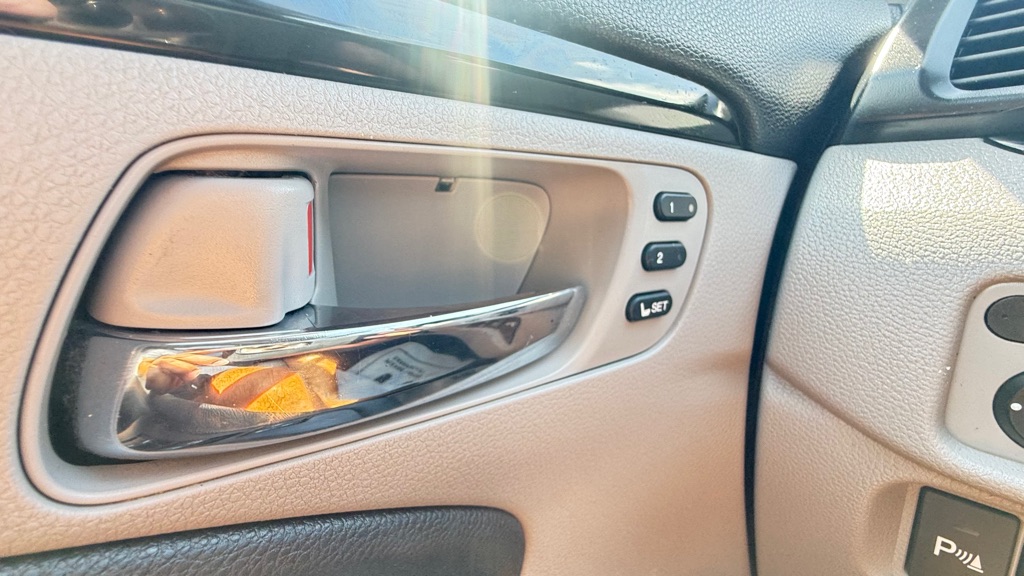 Photo 37 of this HONDA PILOT
