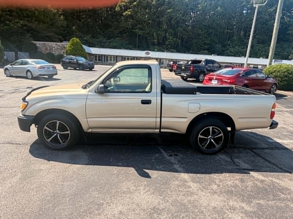 Photo 4 of this TOYOTA TACOMA