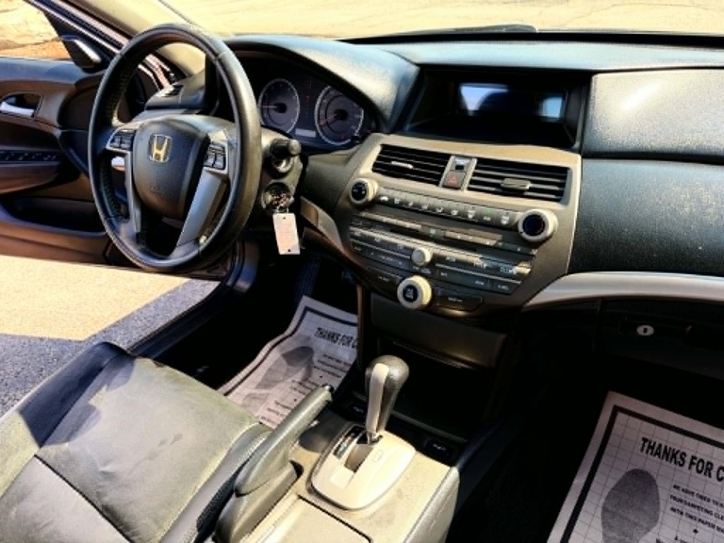 Photo 13 of this HONDA ACCORD