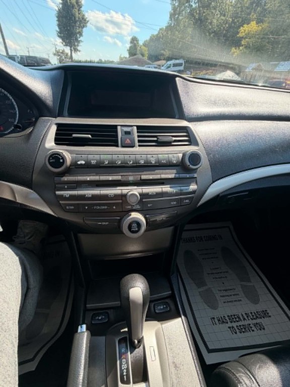 Photo 8 of this HONDA ACCORD