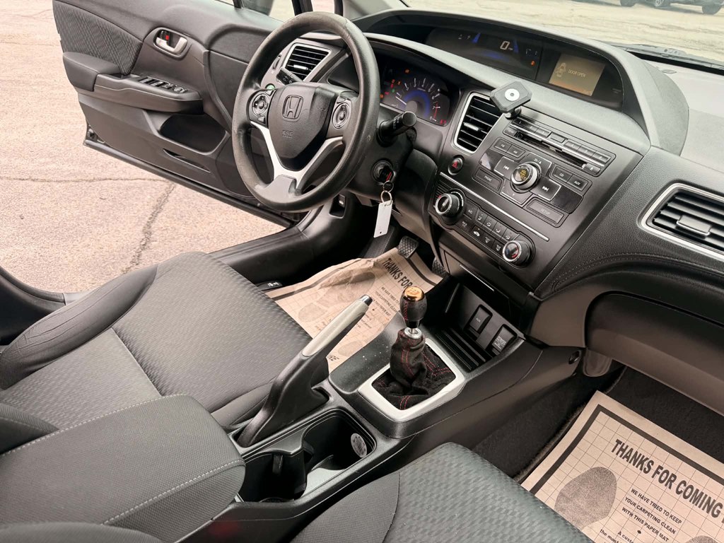 Photo 10 of this HONDA CIVIC