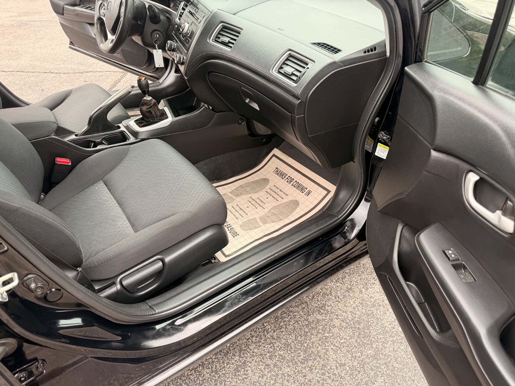 Photo 11 of this HONDA CIVIC