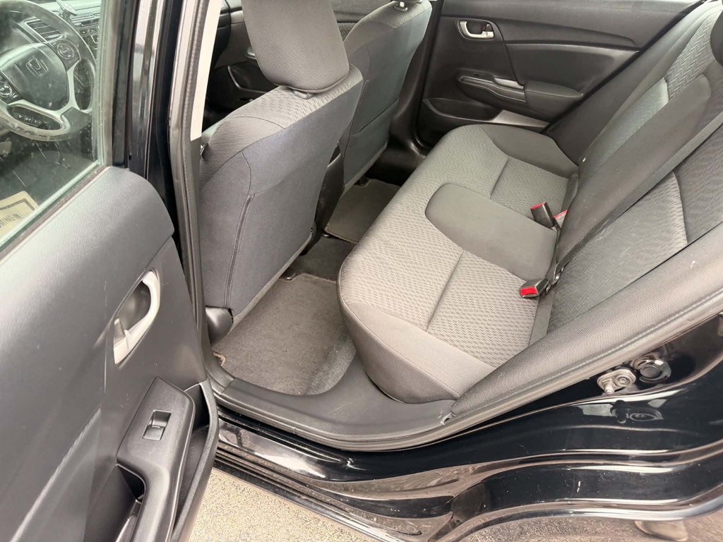 Photo 14 of this HONDA CIVIC