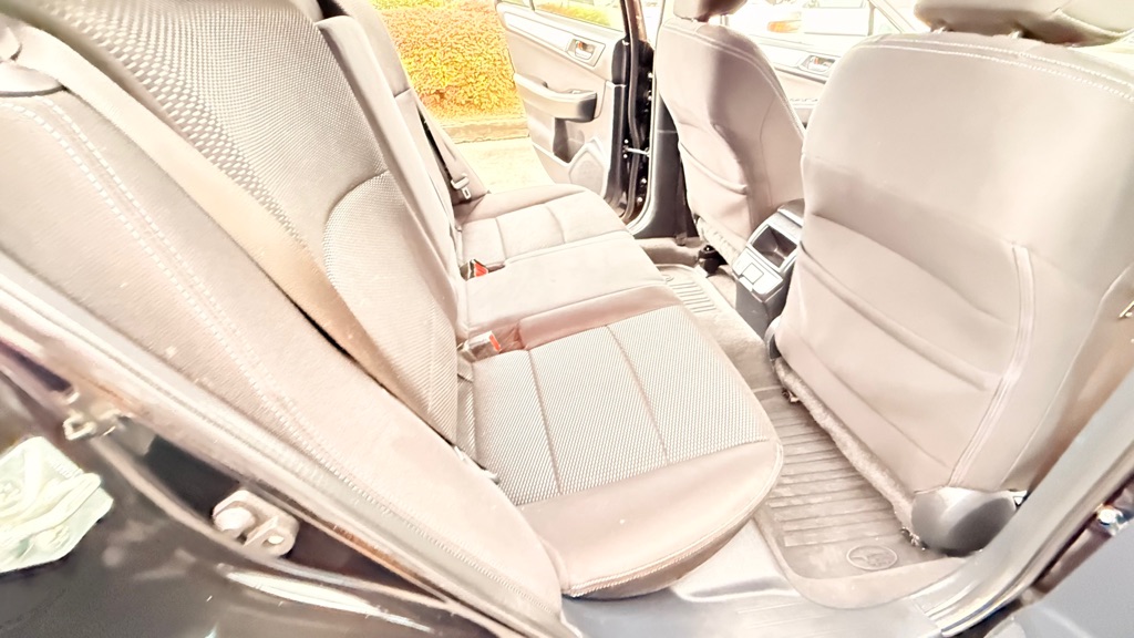Photo 14 of this SUBARU OUTBACK