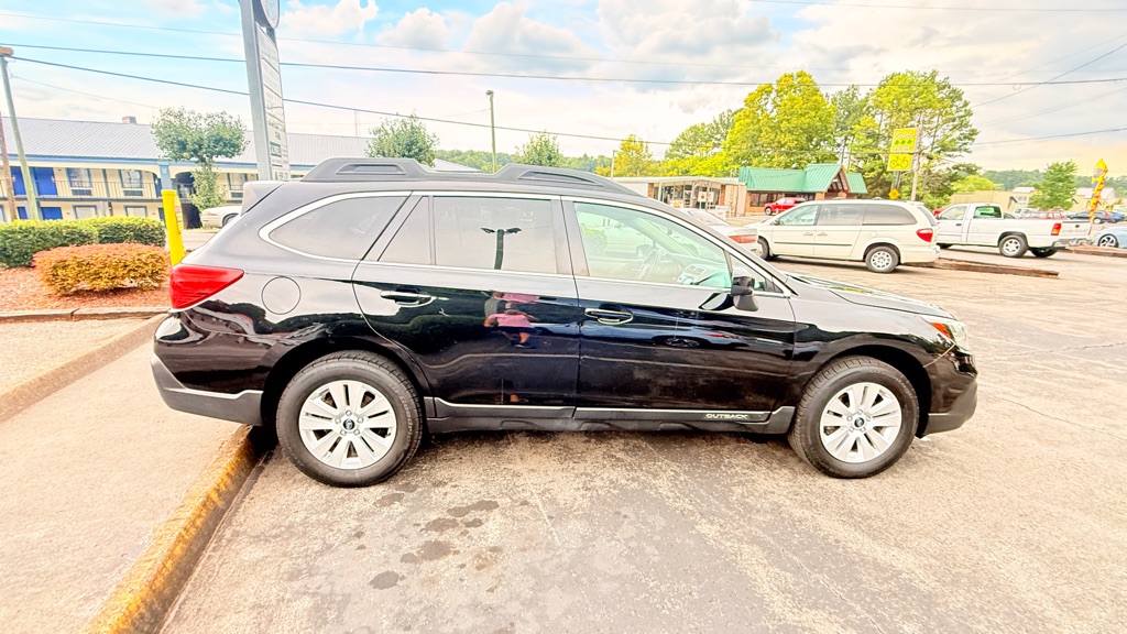 Photo 4 of this SUBARU OUTBACK