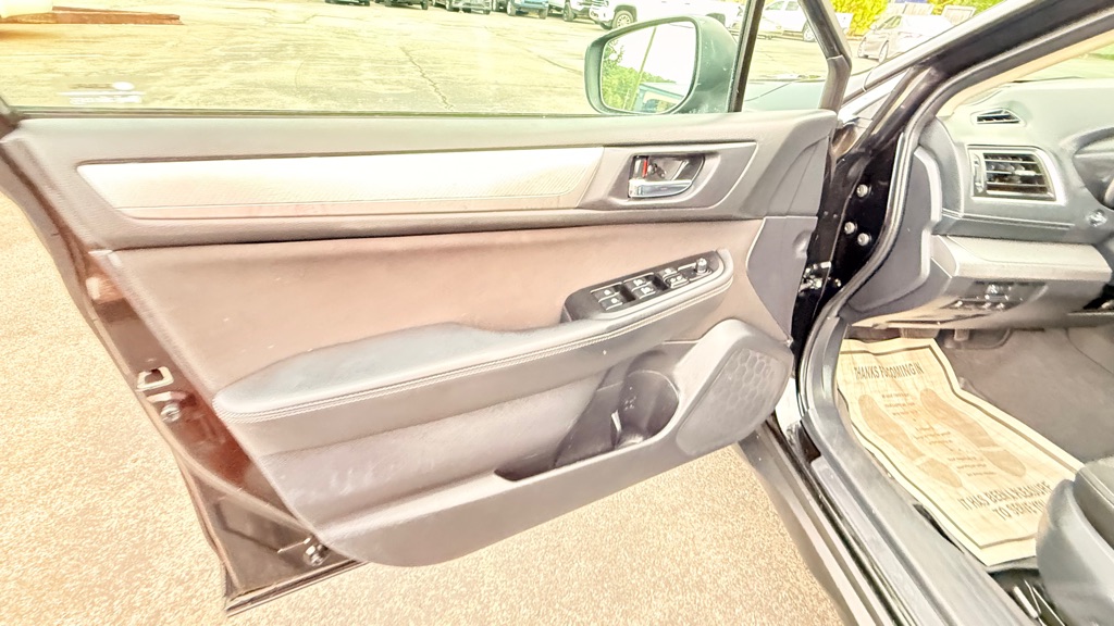 Photo 26 of this SUBARU OUTBACK