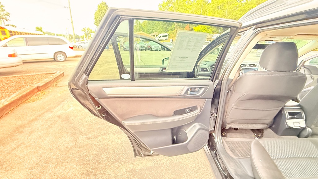 Photo 23 of this SUBARU OUTBACK