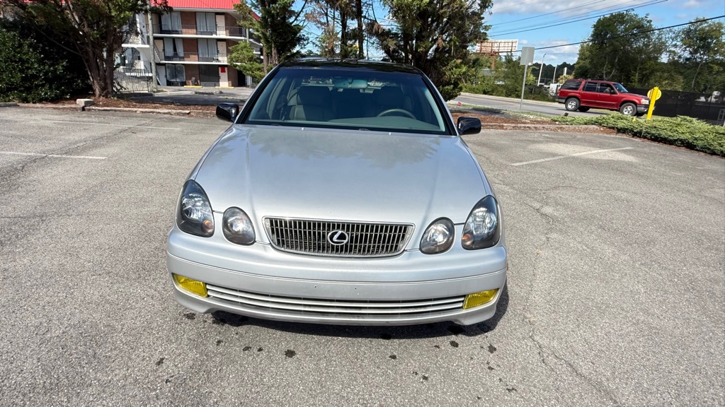 Photo 2 of this LEXUS GS 400