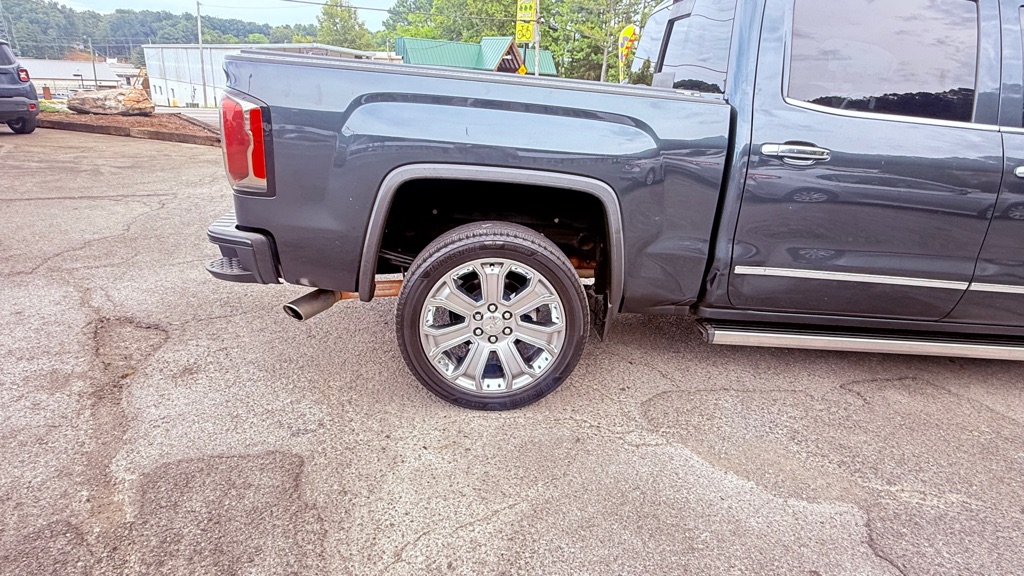 Photo 32 of this GMC SIERRA