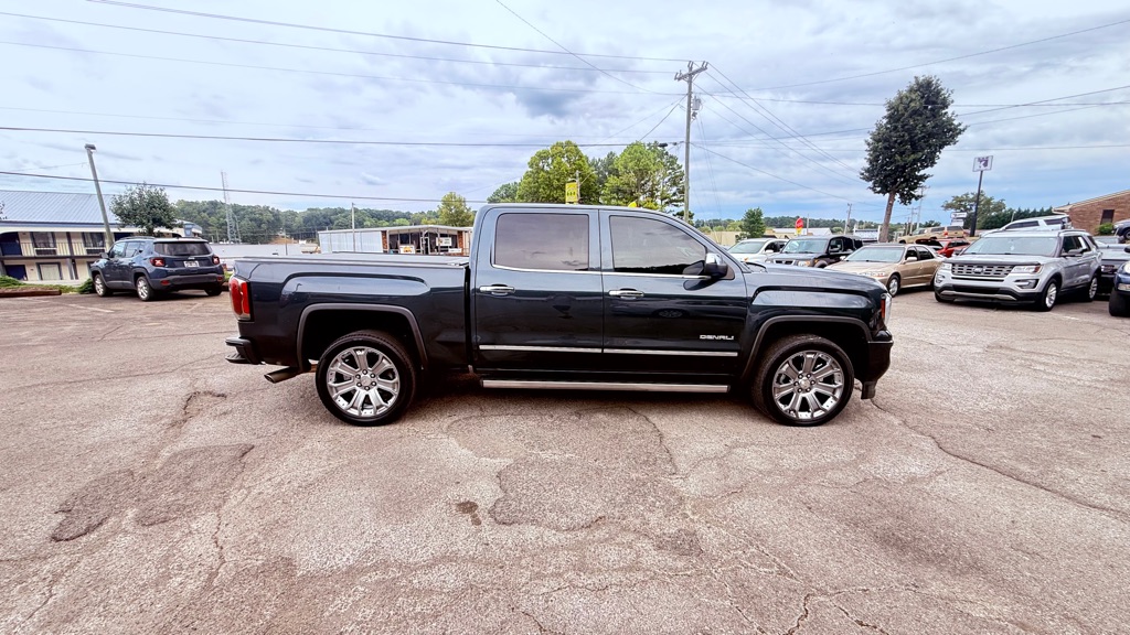 Photo 6 of this GMC SIERRA