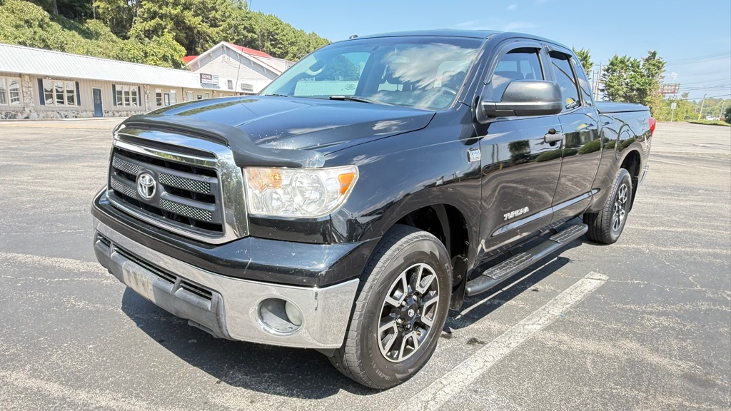 Photo 8 of this TOYOTA TUNDRA