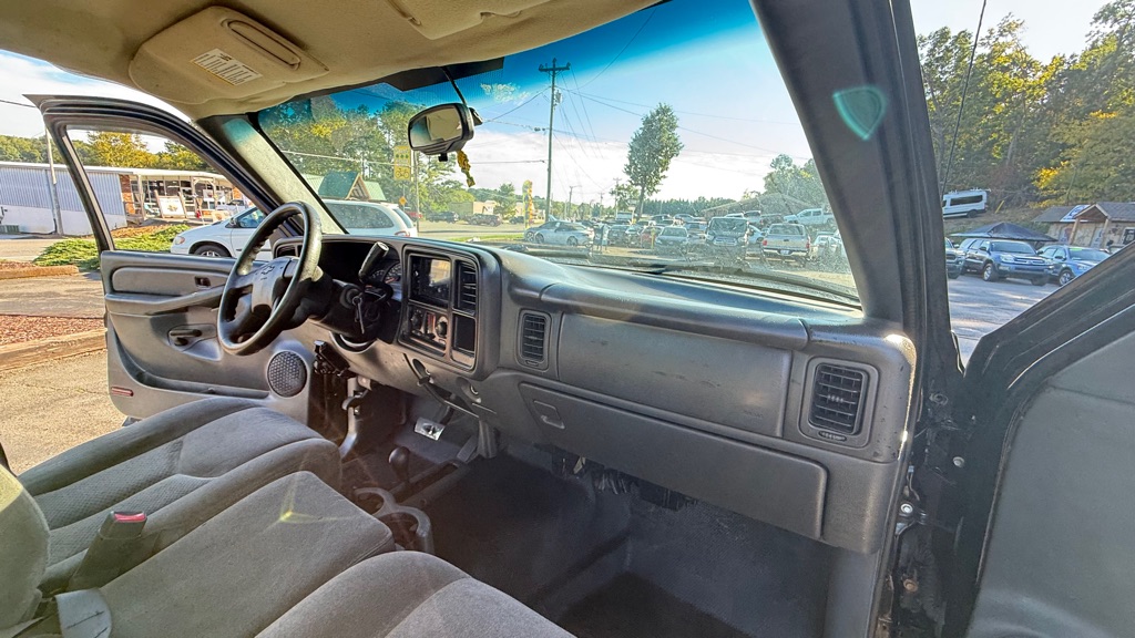 Photo 14 of this CHEVROLET SILVERADO 1500