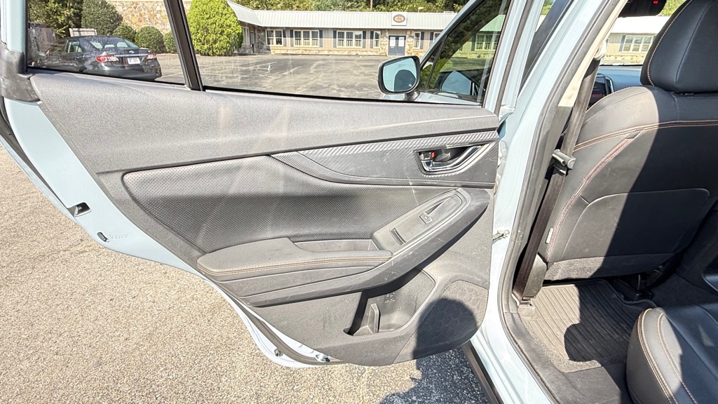 Photo 29 of this SUBARU CROSSTREK
