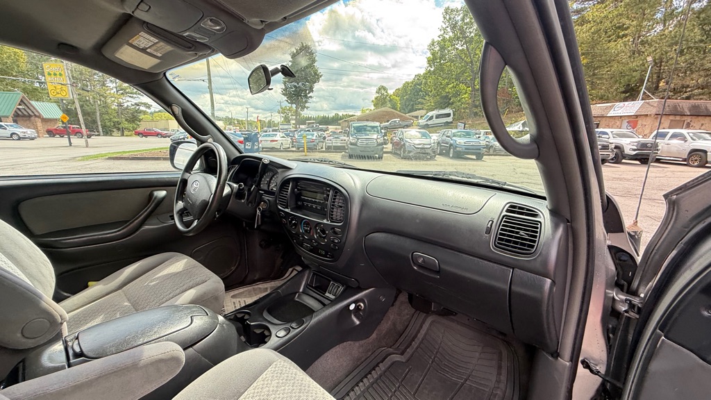 Photo 12 of this TOYOTA TUNDRA