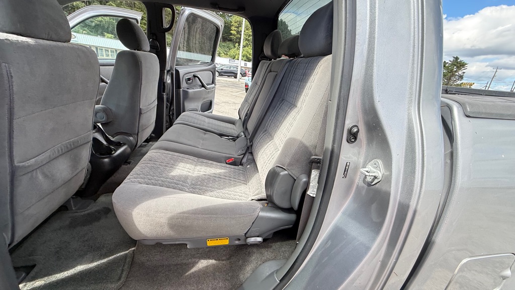 Photo 16 of this TOYOTA TUNDRA