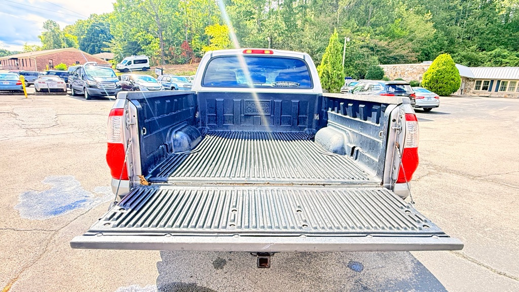 Photo 10 of this TOYOTA TUNDRA