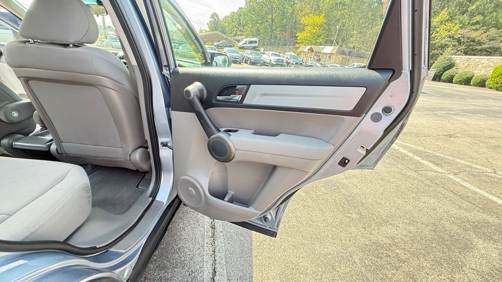 Photo 28 of this HONDA CR-V