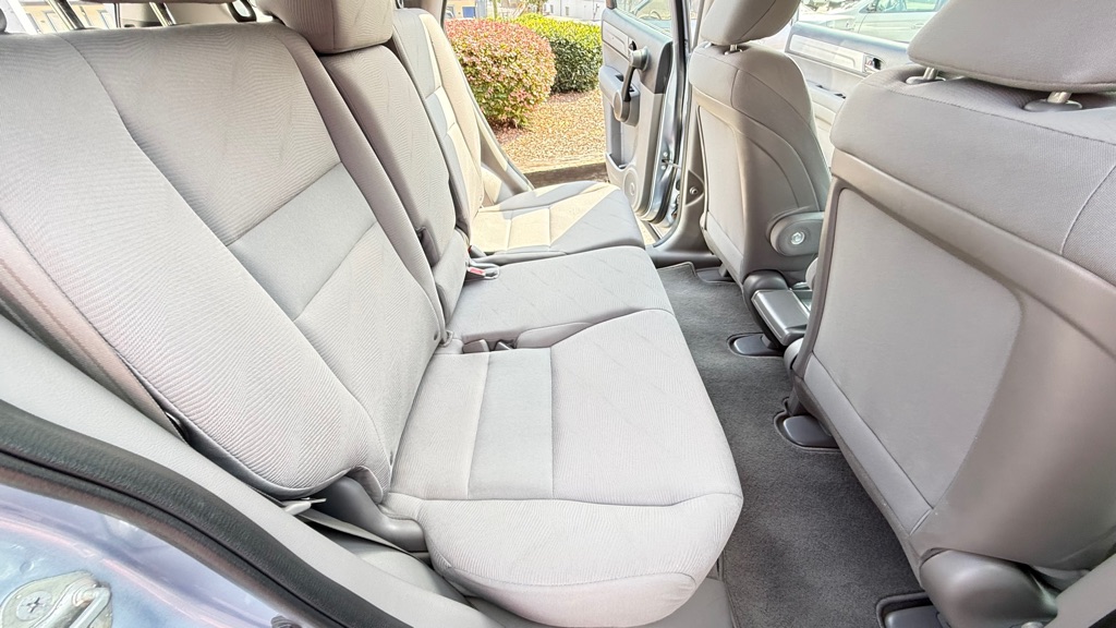 Photo 13 of this HONDA CR-V