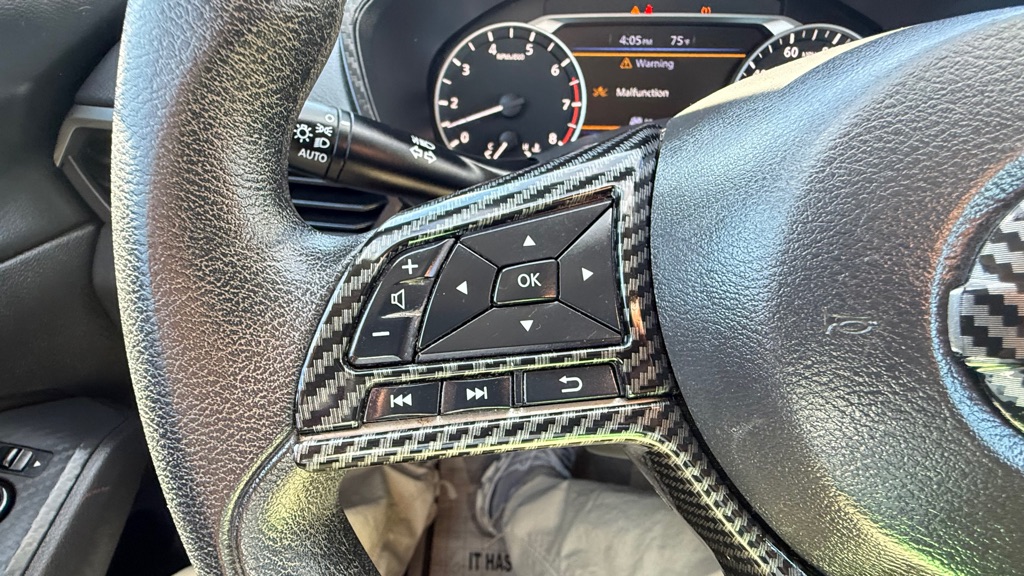 Photo 30 of this NISSAN ALTIMA