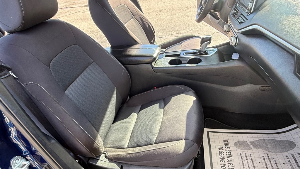 Photo 13 of this NISSAN ALTIMA