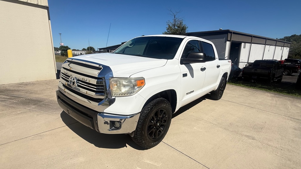 2017 TOYOTA TUNDRA