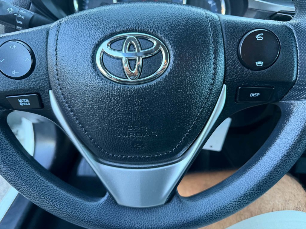 Photo 14 of this TOYOTA COROLLA